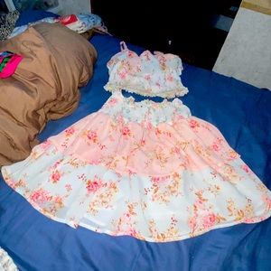 Crop top / skirt set